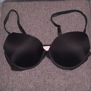 BLACK color—“PINK” Wear Everywhere push-up bra